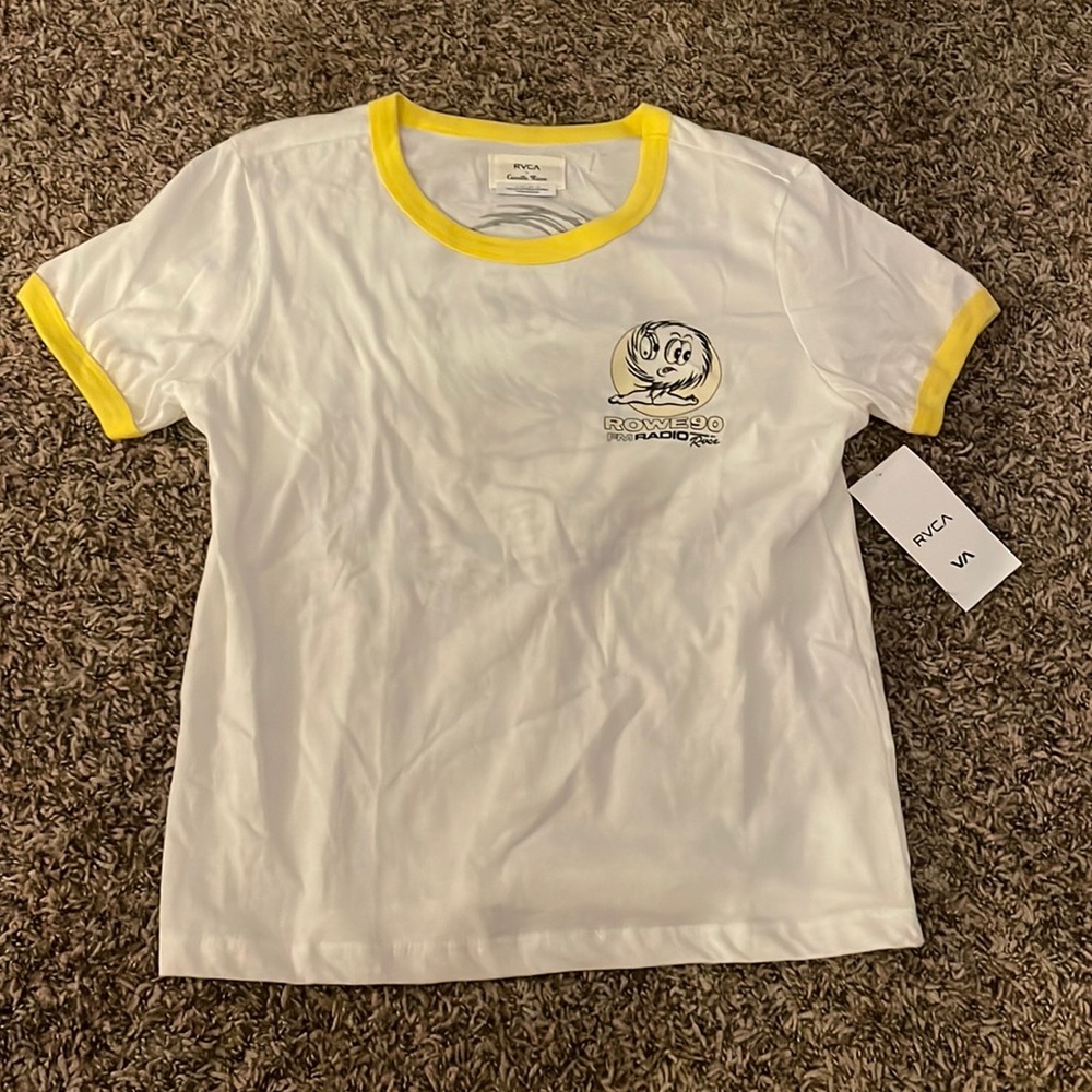 women RVCA tee, size small